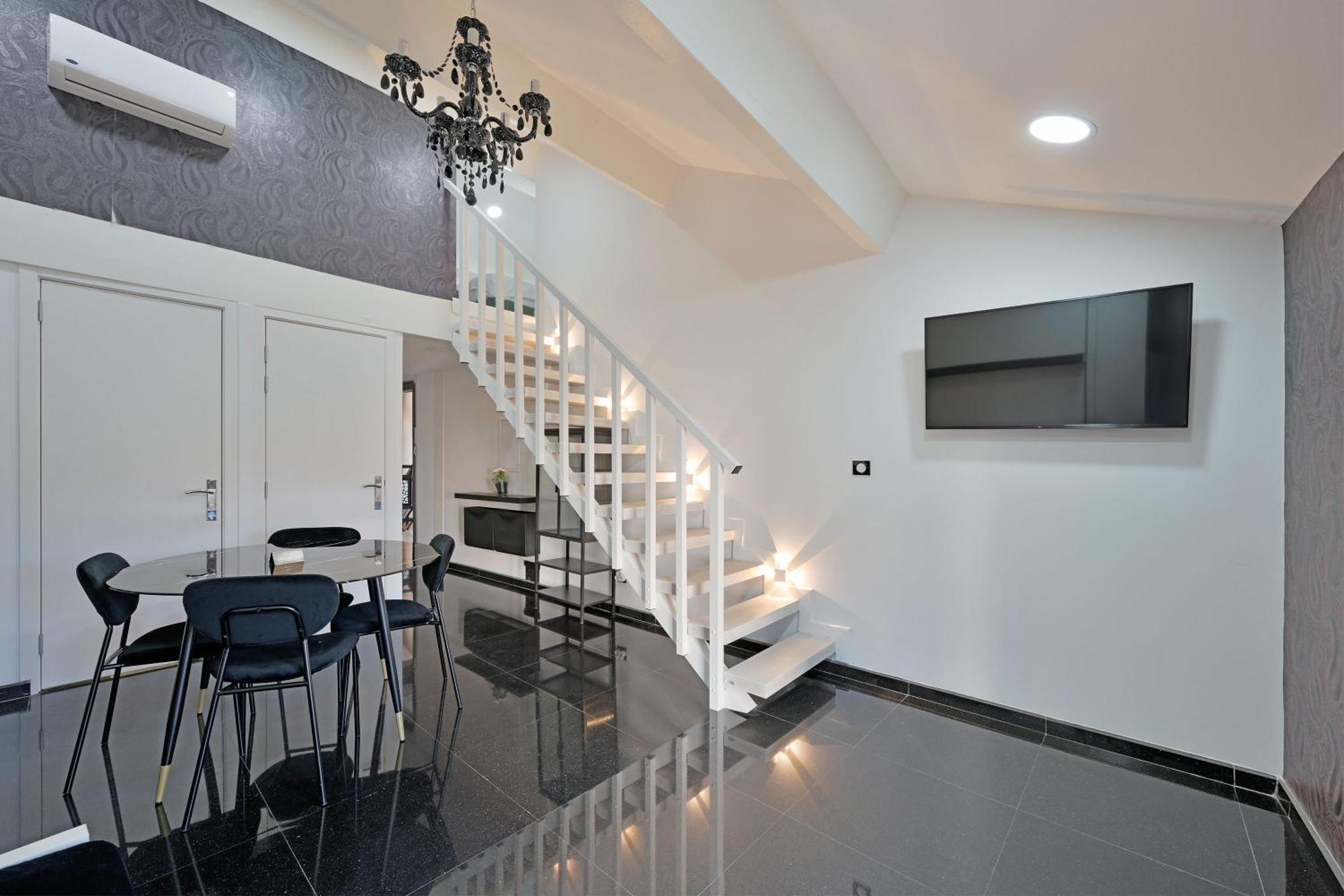 Le 185 - Charme Et Tranquillite Au Coeur D'Avignon Apartment Bagian luar foto