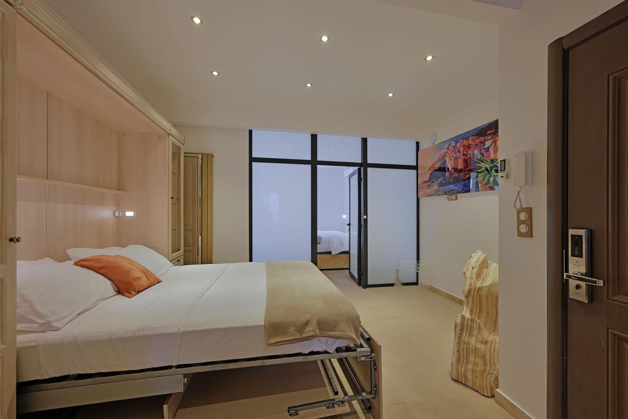Le 185 - Charme Et Tranquillite Au Coeur D'Avignon Apartment Bagian luar foto